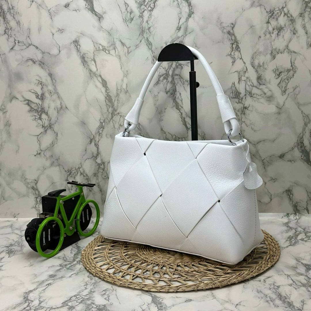 сумка,женская сумка,бежевая сумка,стильная сумка,белая сумка