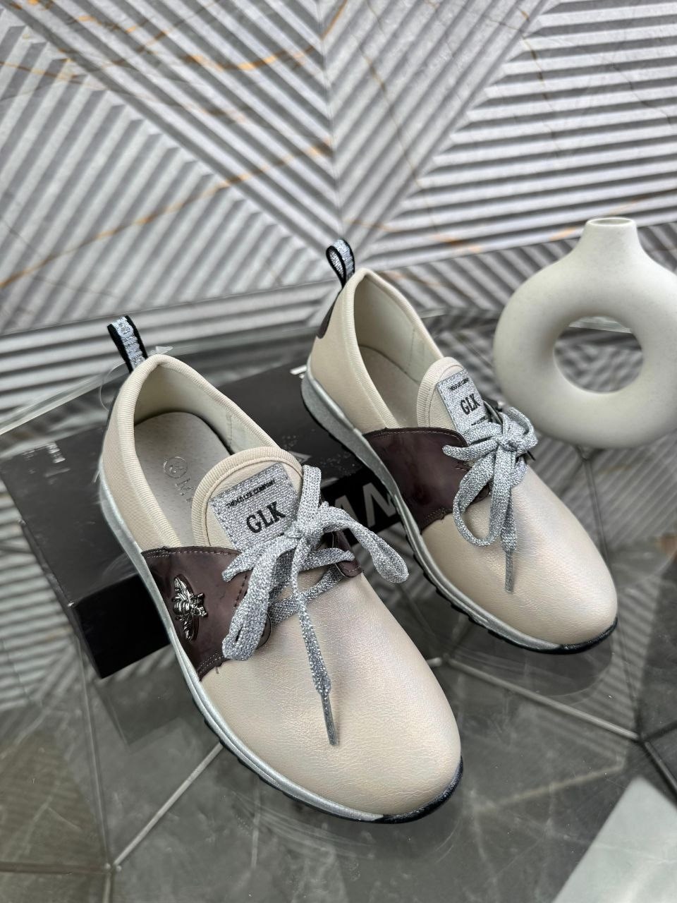 ,обуви,женские кроссовки,спортивная , для девочек