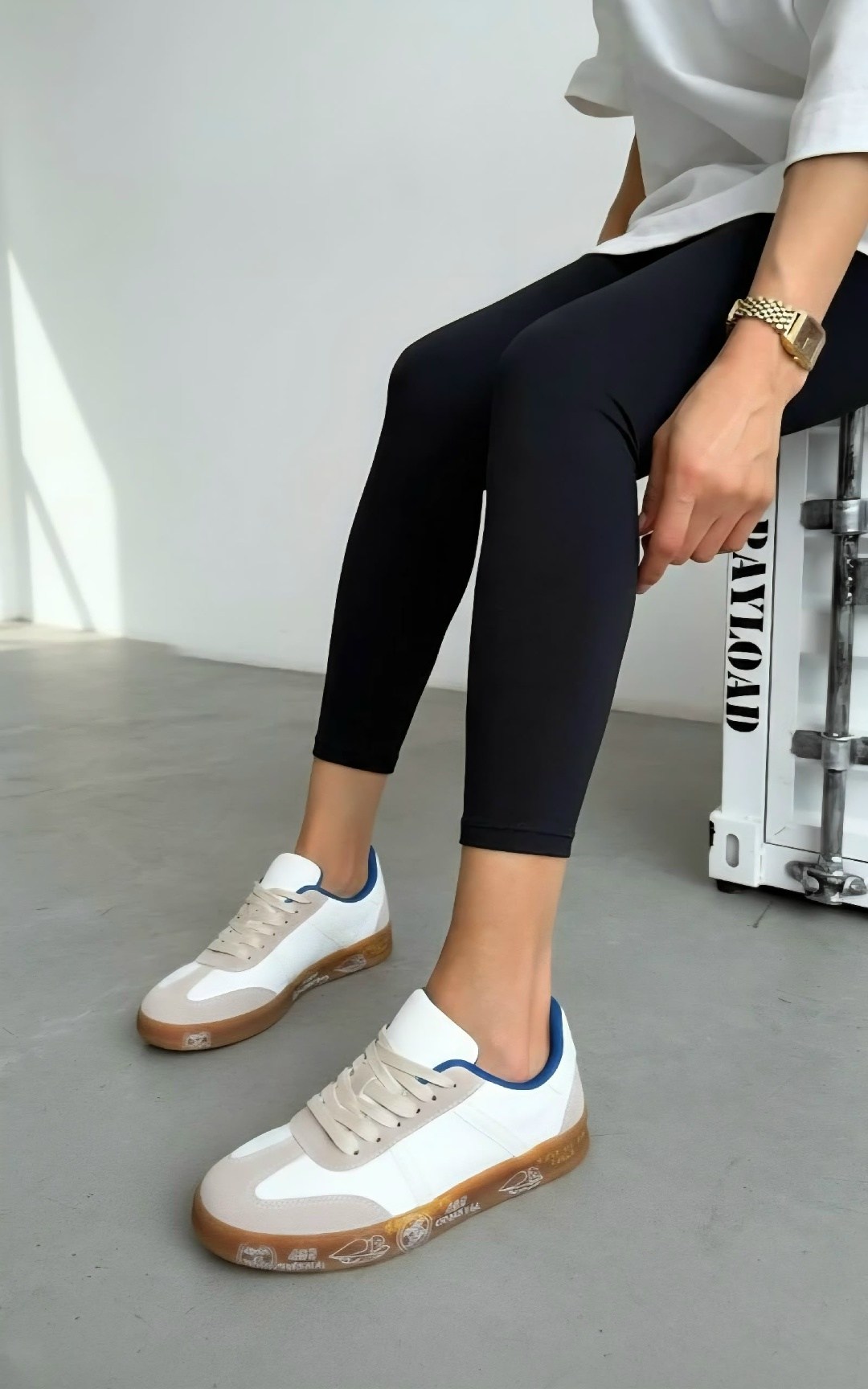 ,женские кроссовки,модные кроссовки,модная спортивная ,кроссовки женские модные молодежные