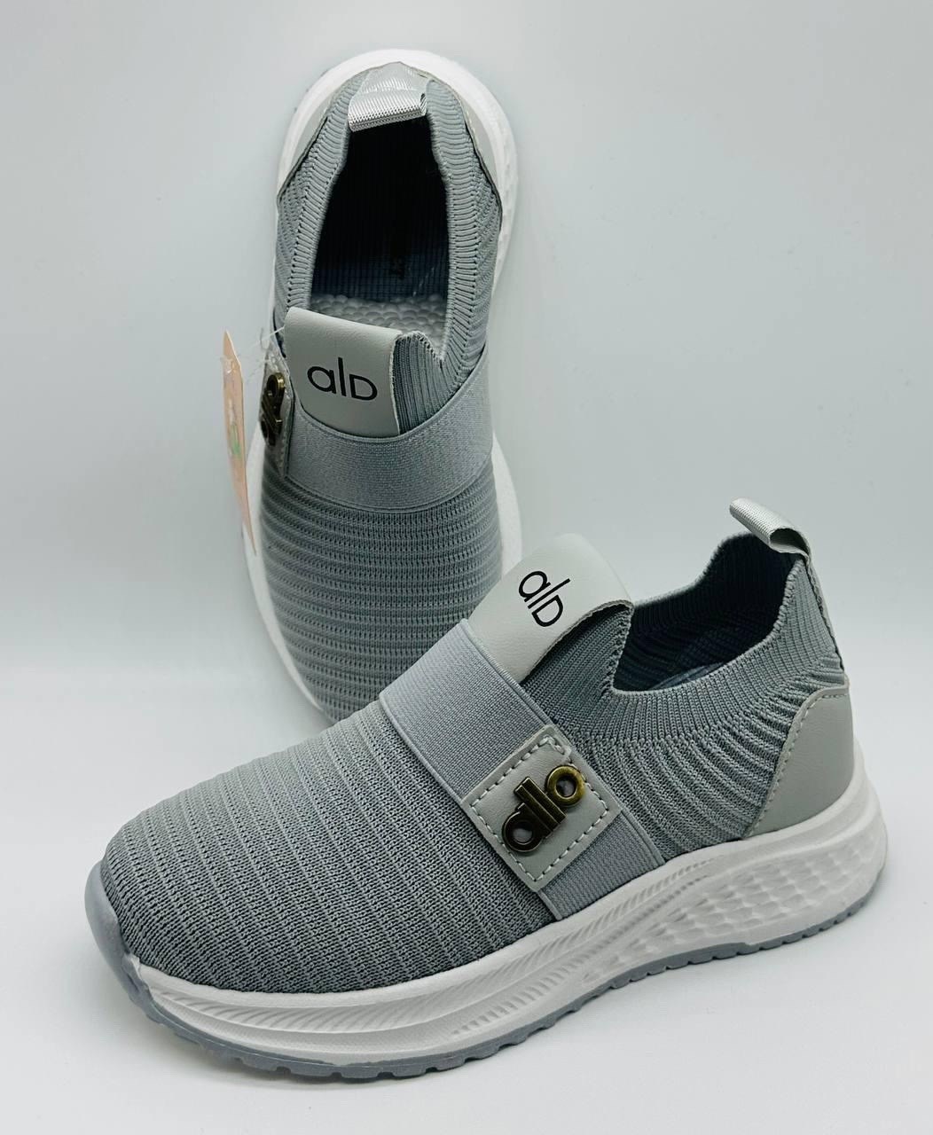 ,женские кроссовки,кроссовки повседневные,кроссовки летни,модные кроссовки