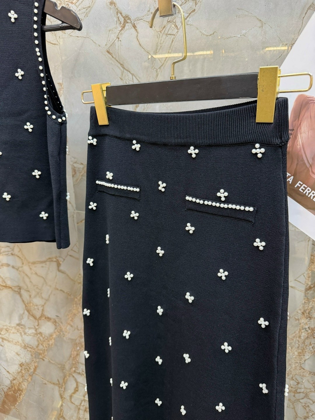 костюм с юбкой,жилет и юбка,костюм модный,элегантное модное,элегантные наряды