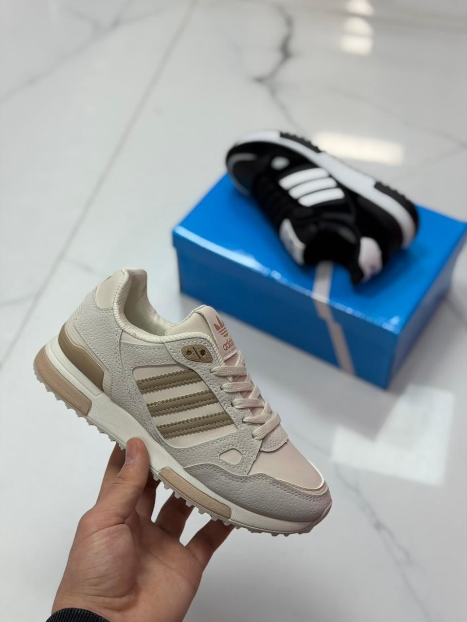 adidas zx 700,кроссовки адидас 700,кроссовки adidas,adidas zx 750,кроссовки