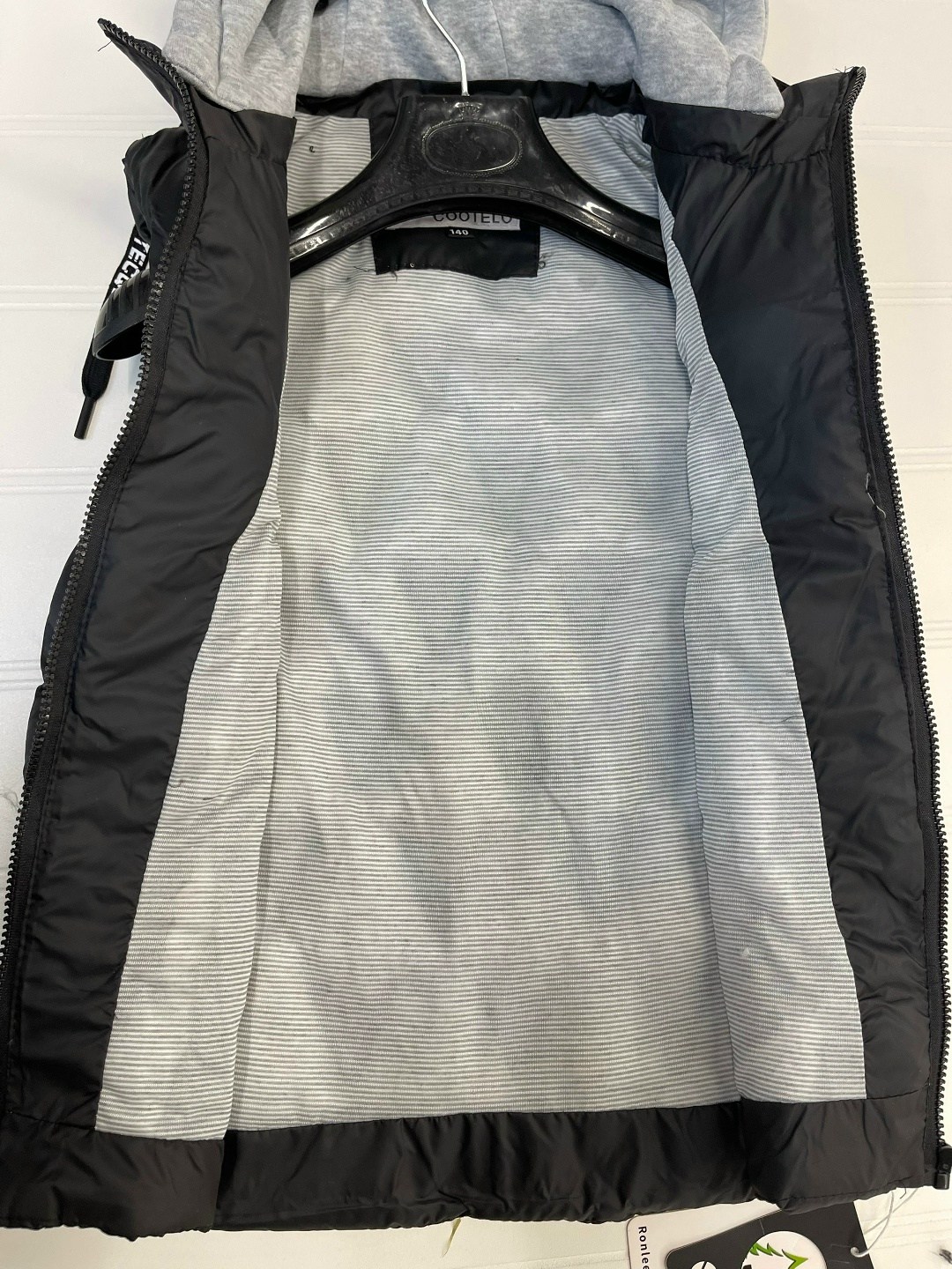 демисезонный жилет,жилетка детская,жилетка,жилет утепленная,жилетка безрукавка