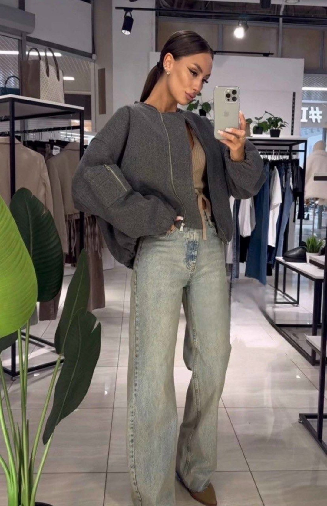 куртка-бомбер оверсайз из пальтовой ткани,куртка-бомбер оверсайз из пальтовой ткани zarina,куртка бомбер,куртка бомбер женская,куртка оверсайз