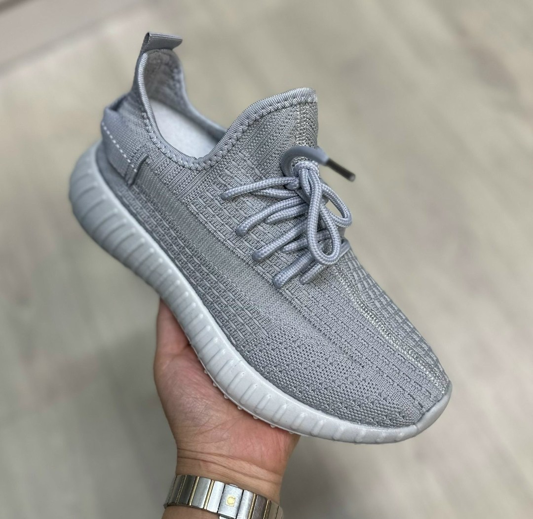 кроссовки мужские yeezy boost 350,кроссовки изи,кроссовки adidas yeezy boost 350,кроссовки adidas yeezy 350 boost v2 цвет черный,кроссовки изики женские