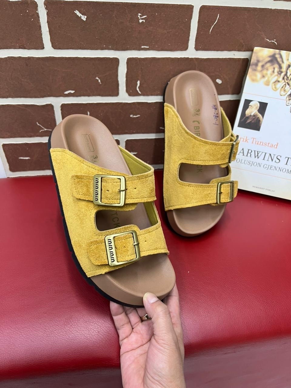 ,женские сандалии,модные шлепанцы,шлепанцы женские,модные сандалии