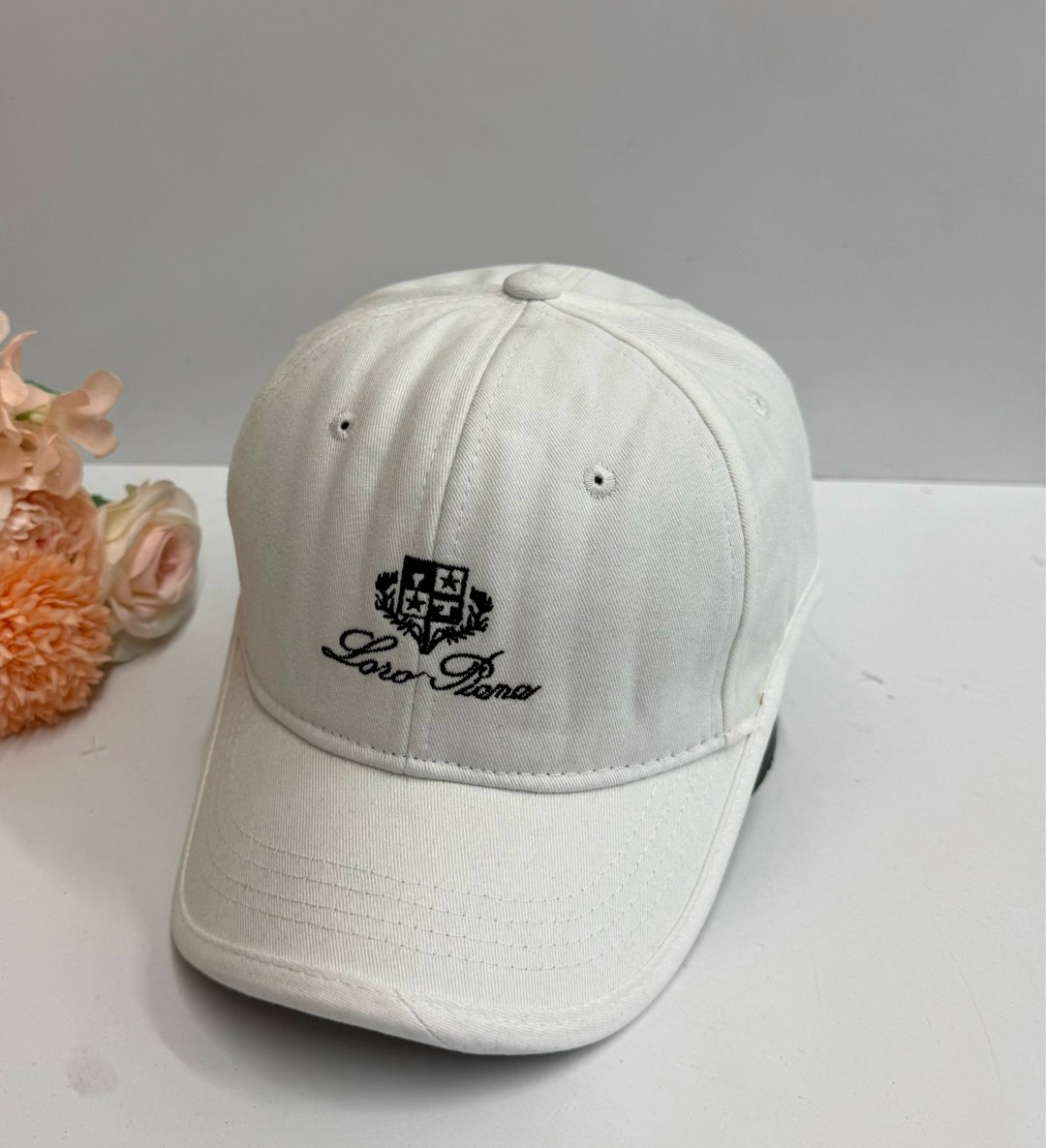 бейсболка loro piana,бейсболка женская,бейсболка,бейсболка модная,бейсболка классическая