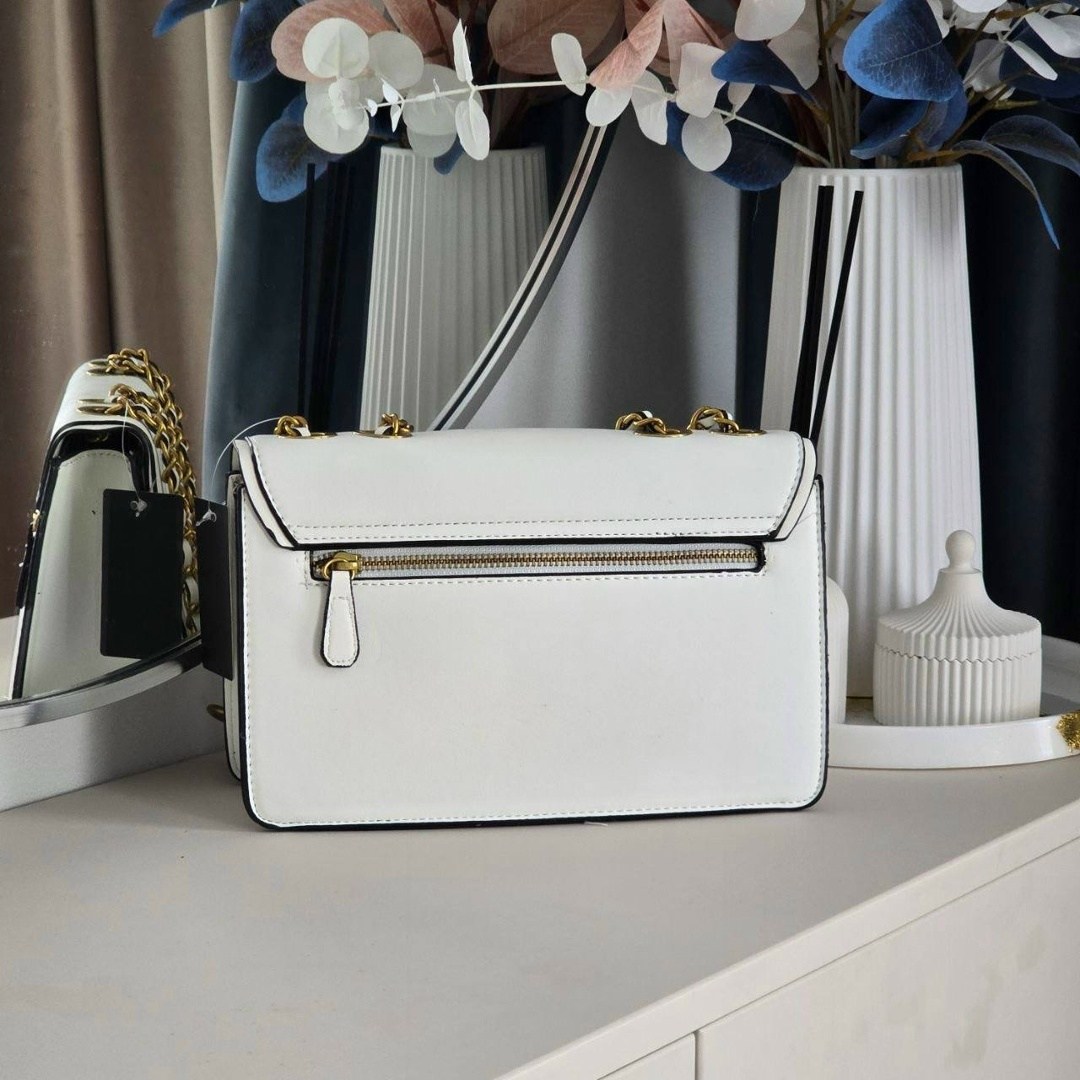 сумка белая guess,guess сумка,сумка женская guess,guess сумка на плечо,guess сумка кросс боди