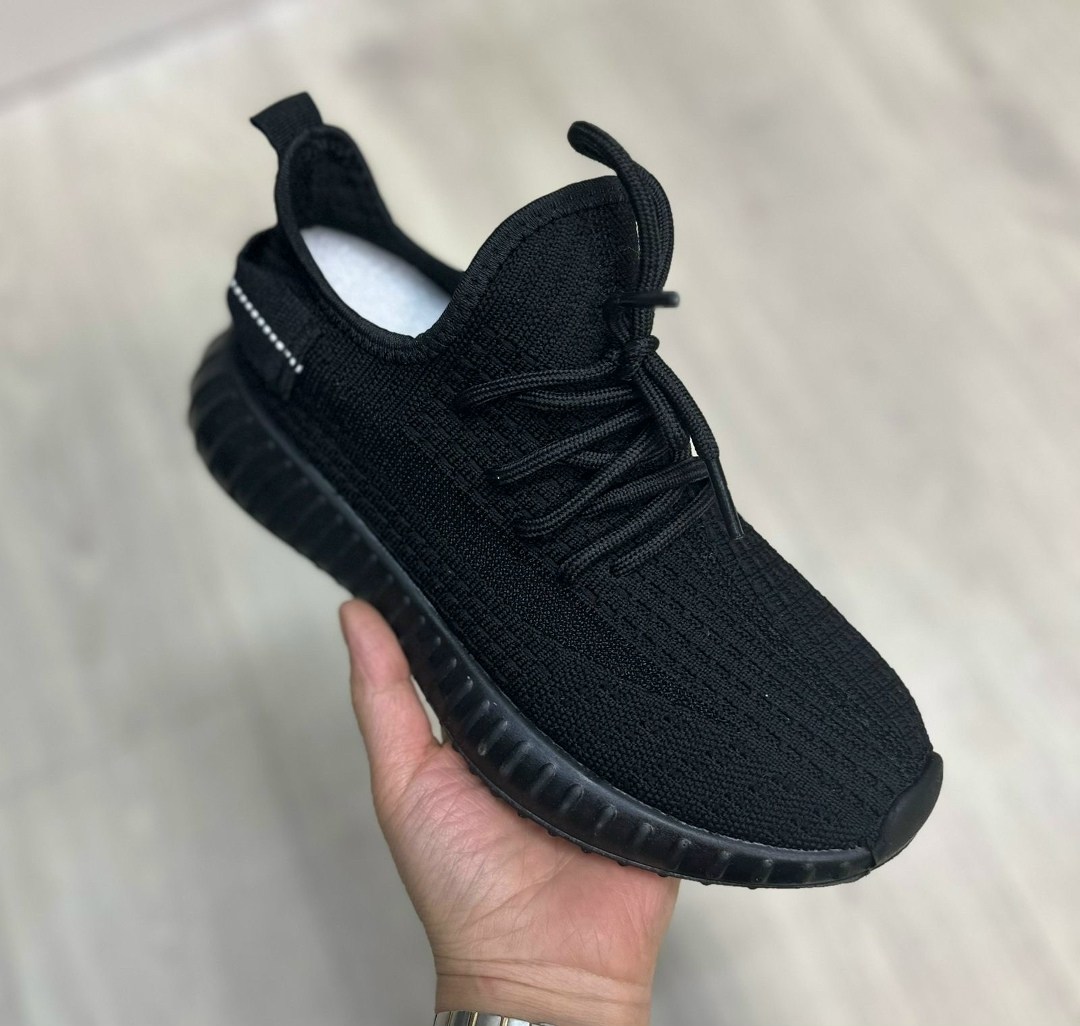 кроссовки мужские yeezy boost 350,кроссовки изи,кроссовки adidas yeezy boost 350,кроссовки adidas yeezy 350 boost v2 цвет черный,кроссовки изики женские