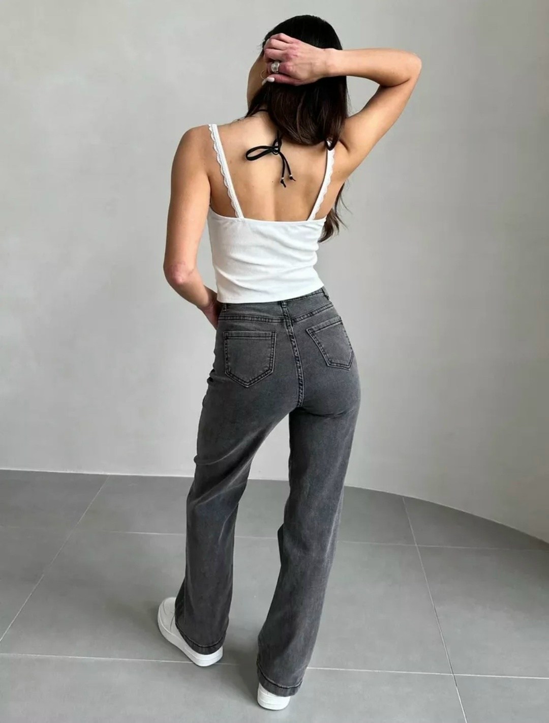 джинсы женские с высокий посадкой,женские джинсы,джинсы женские серые,джинсы стильные,джинсы женские клеш
