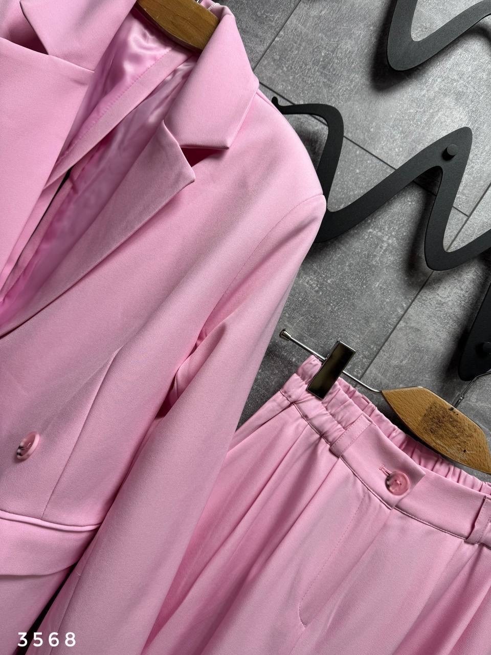 брючный костюм,брючный костюм женский,костюм с брюками палаццо,костюм желтый