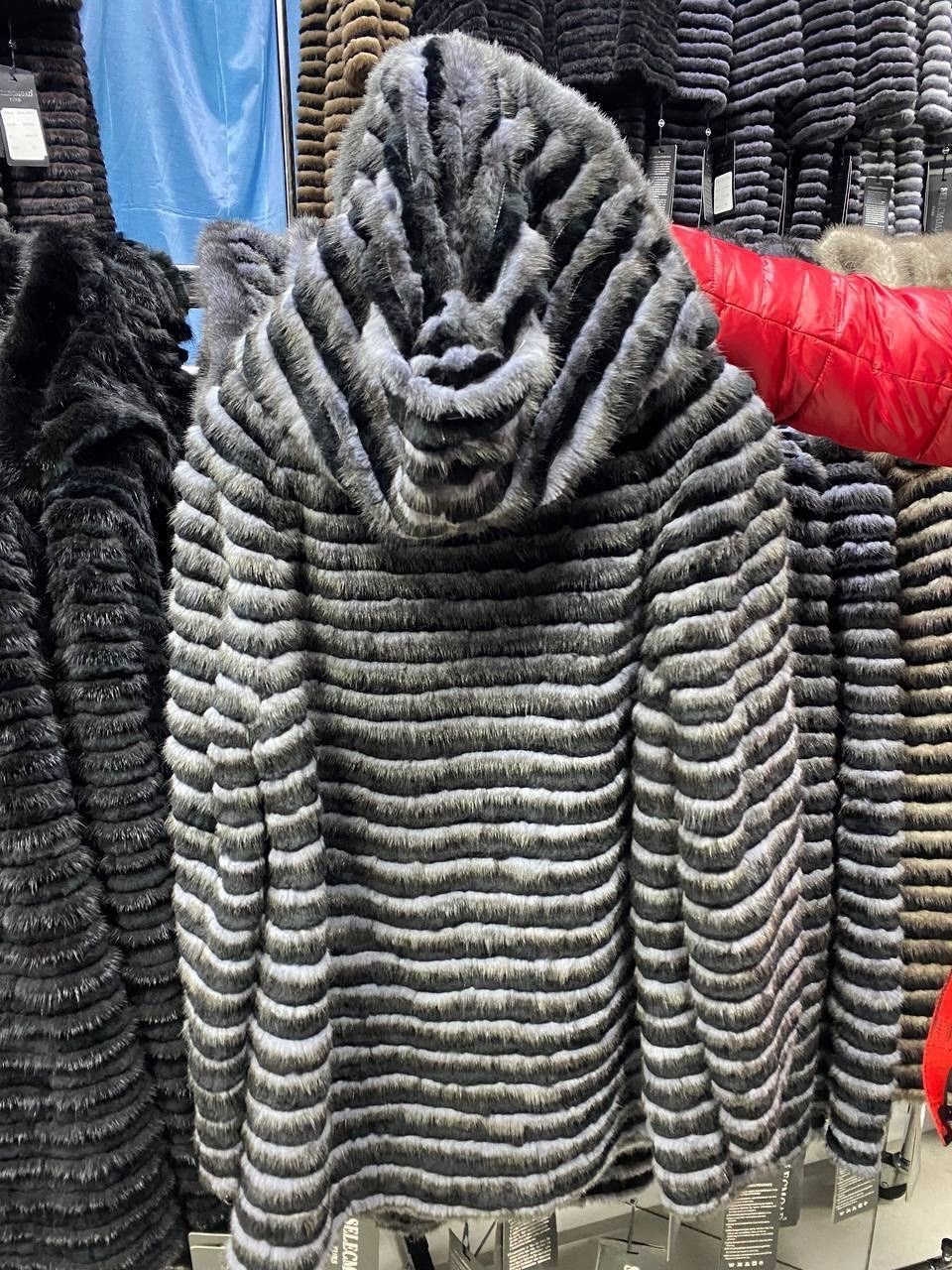 вязаная норка,меховое пальто из норки на трикотажной основе,меховое пальто,норковое пальто,комбинированное пальто