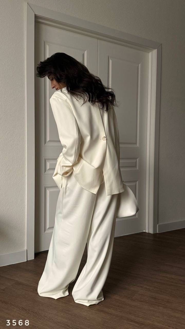 брючный костюм,брючный костюм женский,костюм с брюками палаццо,костюм желтый