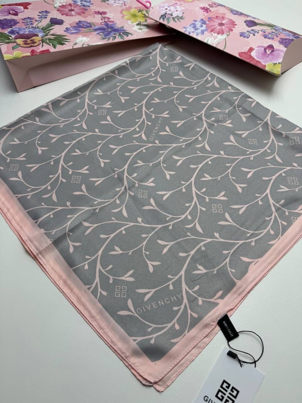 брендовый платок,шелковый платок,женские платки,платок,палантин платок