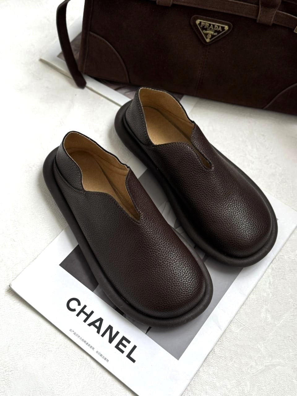 ,кожаные лоферы,лоферы женские,туфли на плоской подошве,женские кожаные лоферы