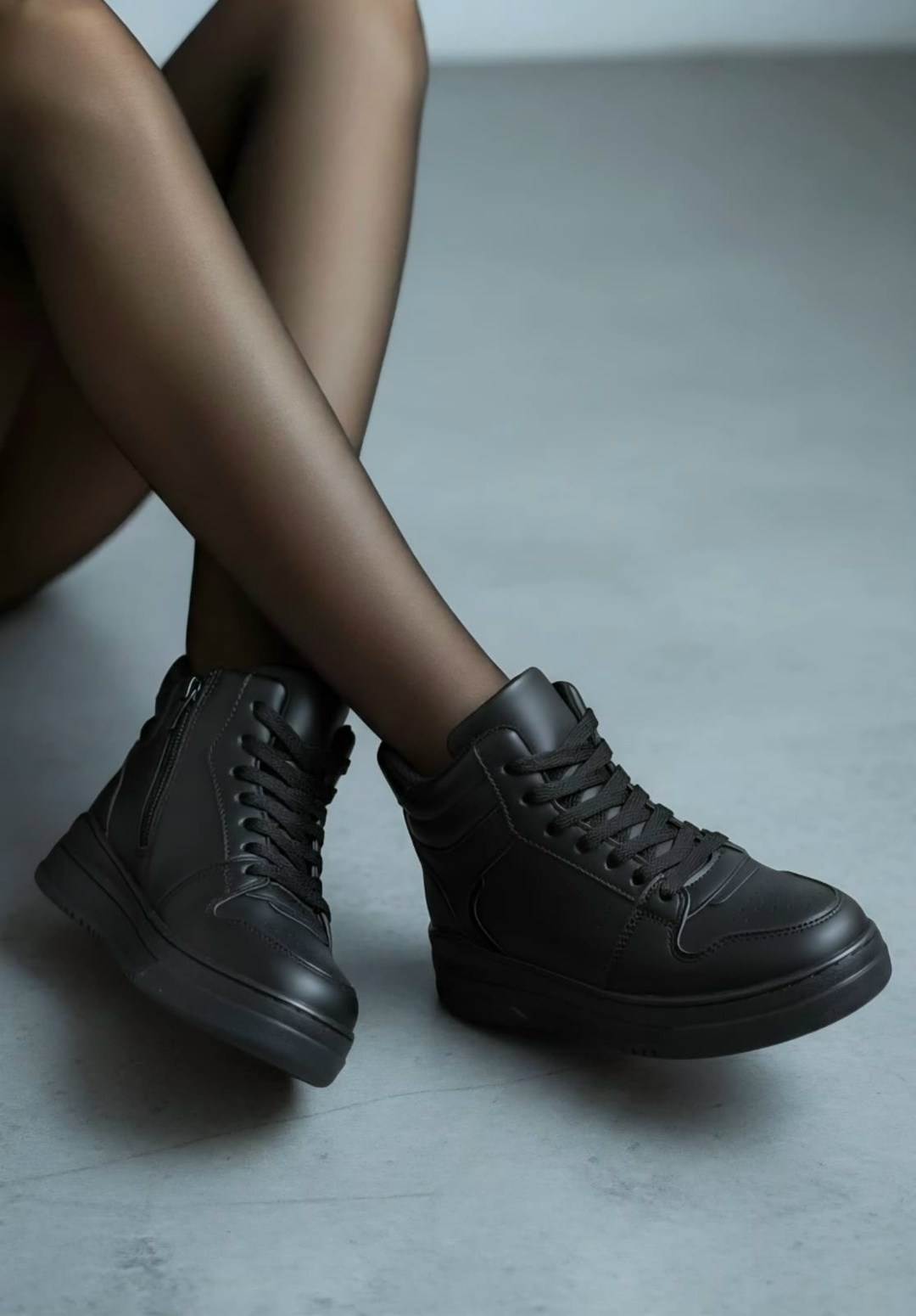 ,кроссовки женские зимние,черные кроссовки,кроссовки женские,кроссовки черные высокие