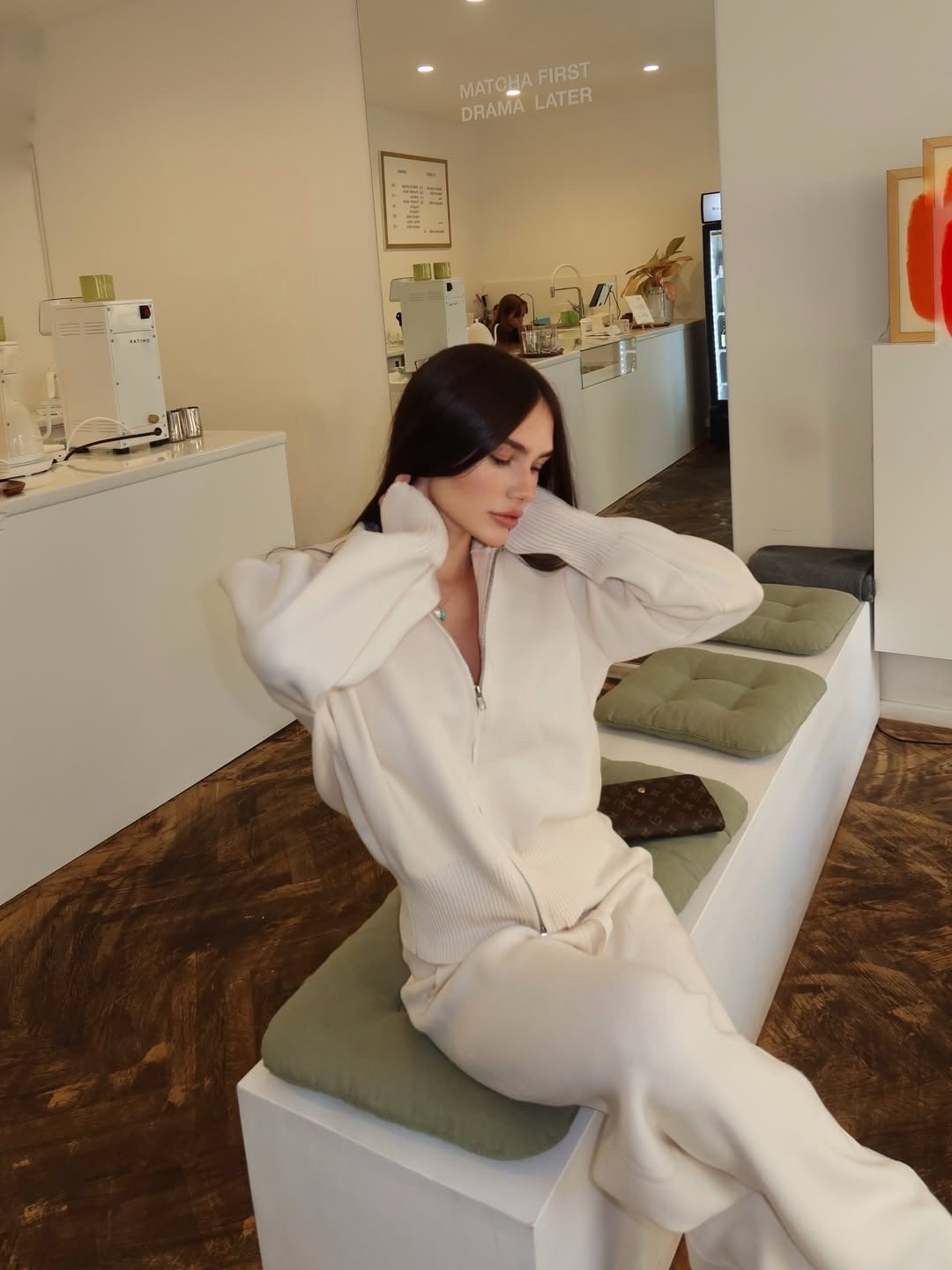 брючный костюм,трикотажные костюмы,костюм белый,повседневный костюм,женский костюм