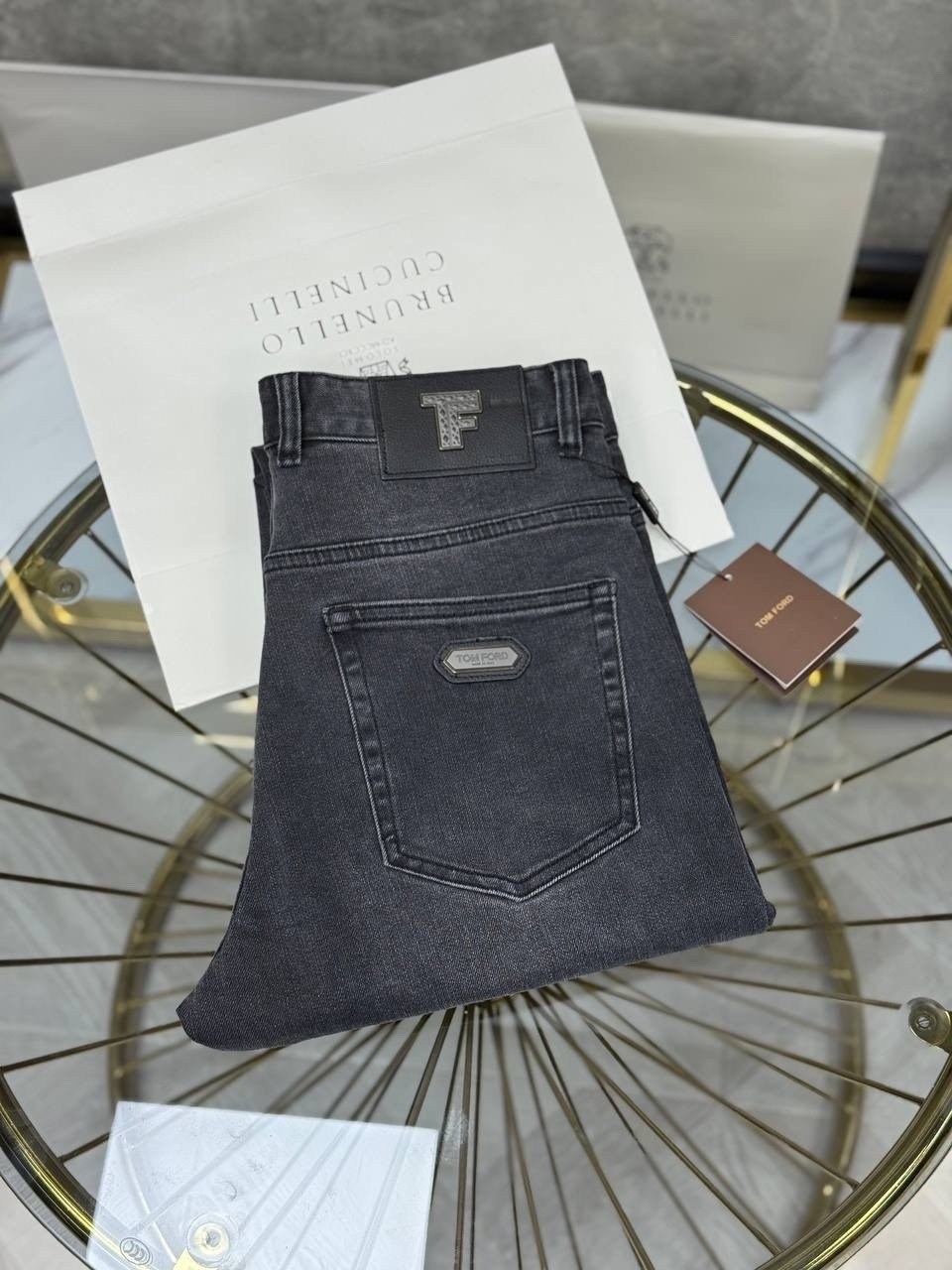 джинсы,мужские джинсы,джинсы брендовые,стильные джинсы,джинсы джинсы