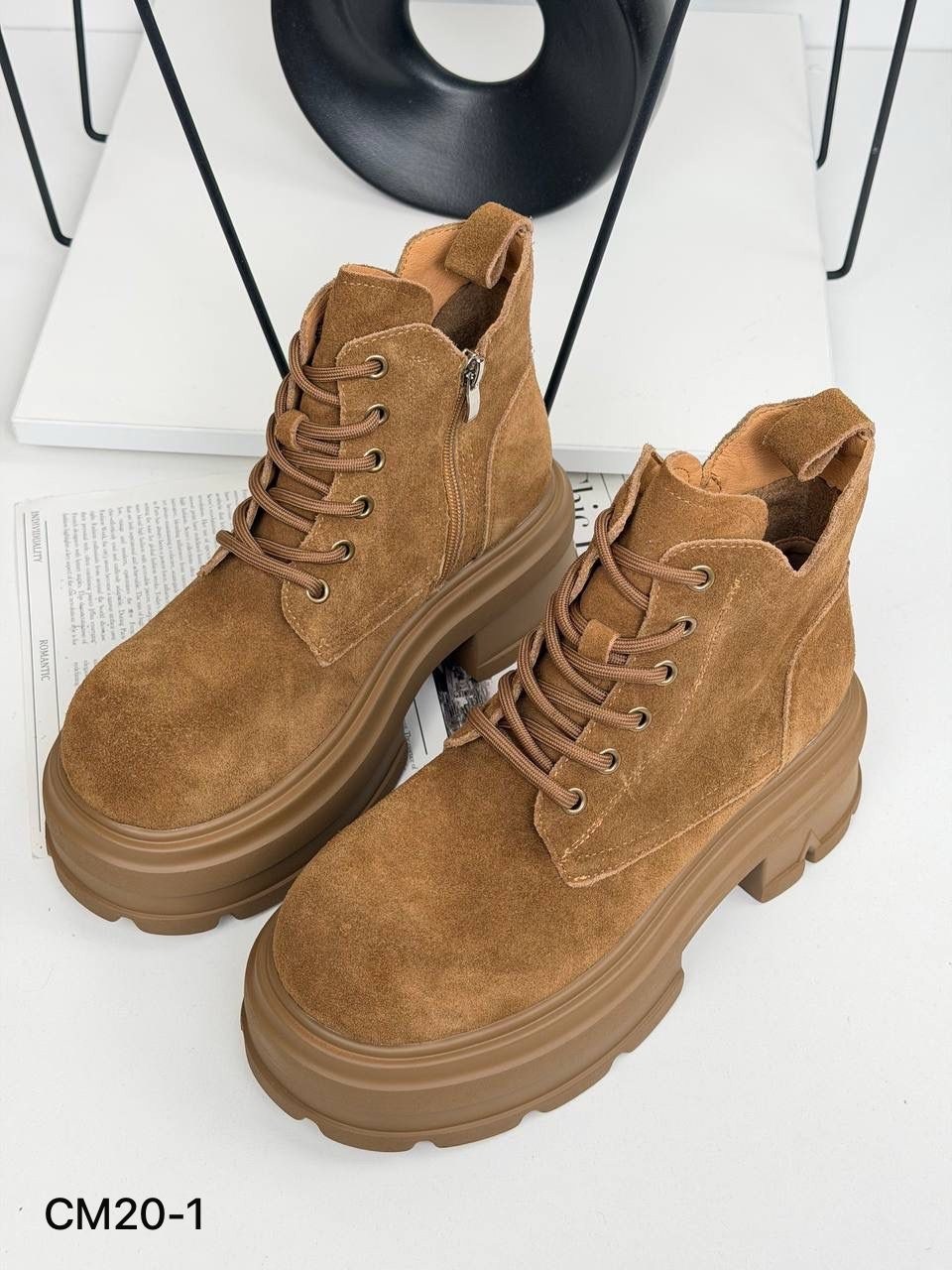 ,женские ботинки,модные ботинки,женская ,замшевые ботинки