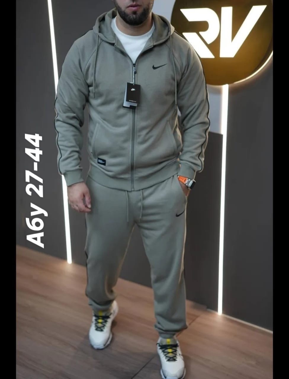 спортивные костюмы мужские,спортивный костюм nike мужской,спортивный костюм nike на молнии,спортивные костюмы для мужчин,спортивный костюм nike