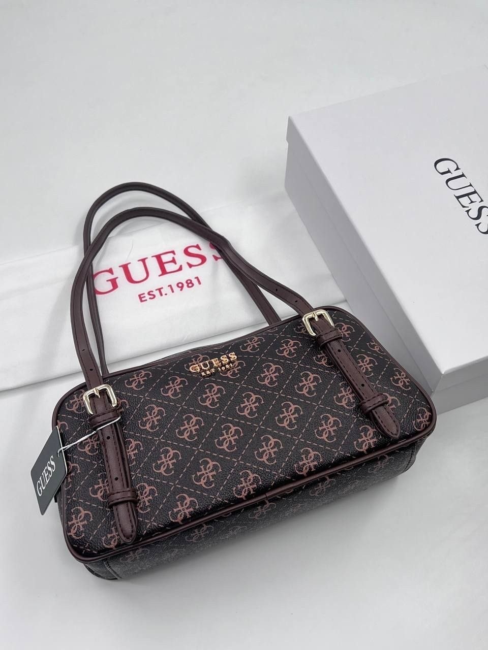 сумка женская guess,сумка guess,сумка guess кросс-боди,сумка guess cordelia серая гесс с лого 4g,guess сумка на плечо