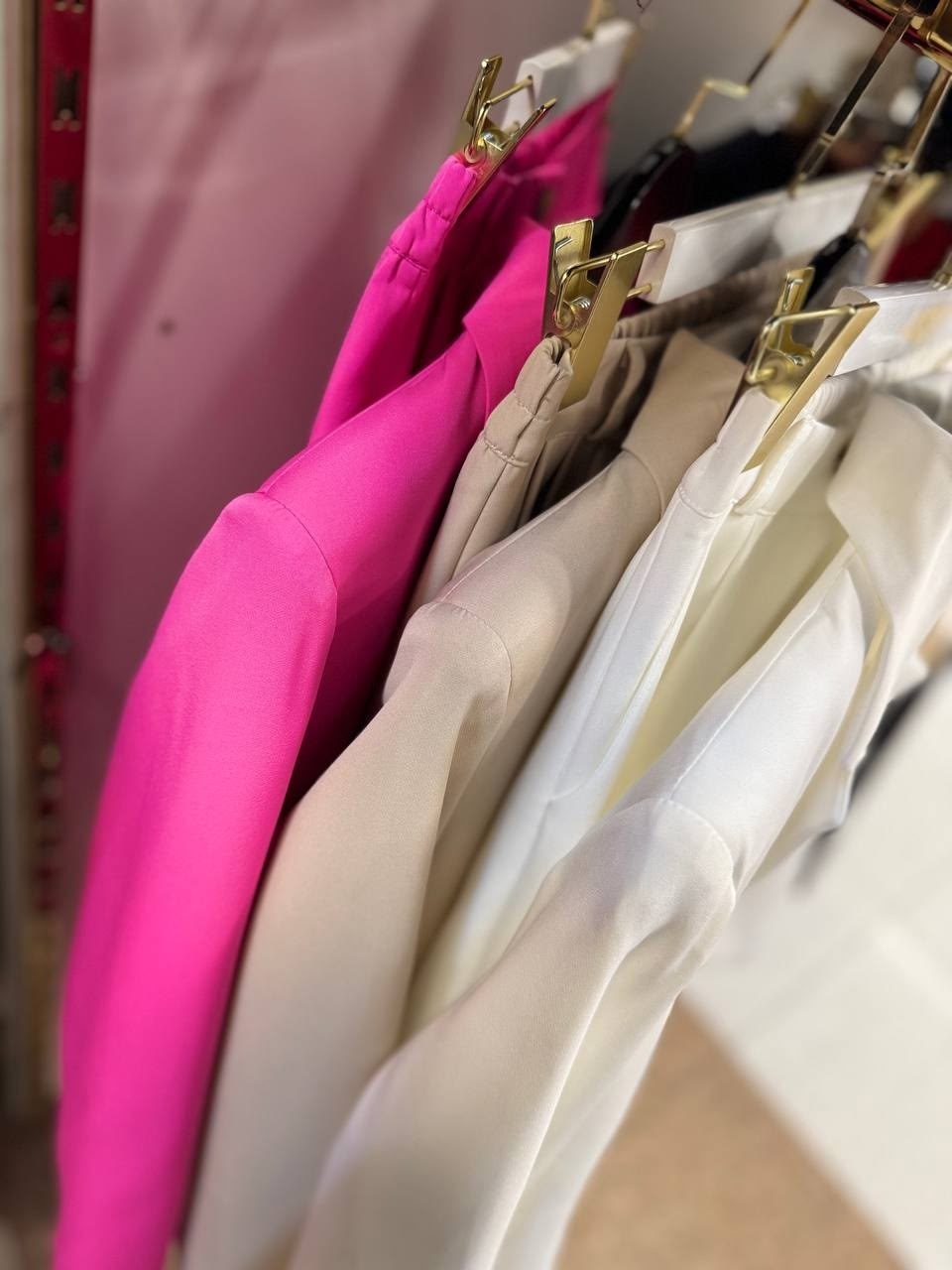 пиджак лав репаблик бежевый,женский костюм,брючный костюм женский,бежевый костюм,костюм женский брючный деловой