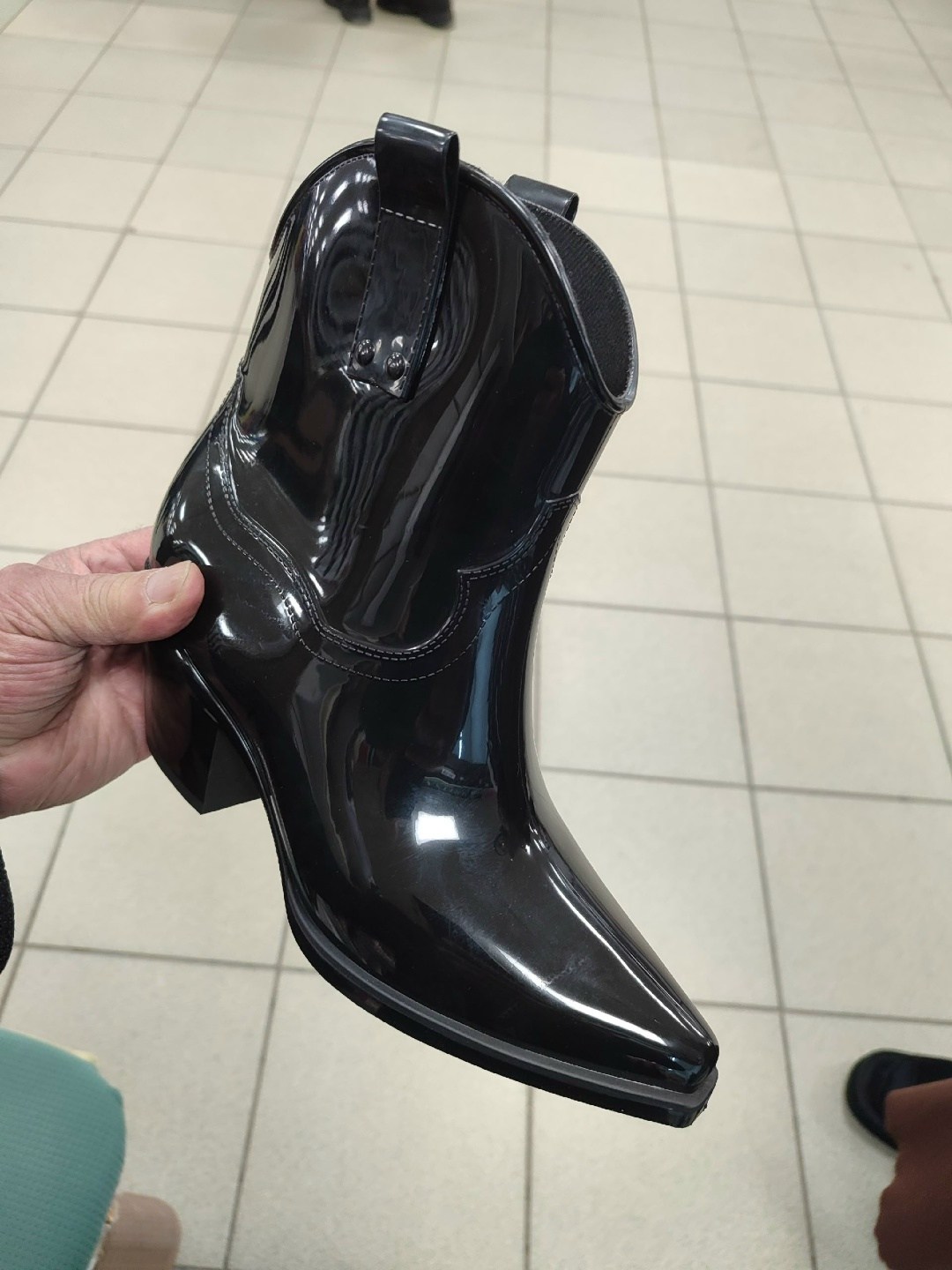 ботинки женские с лакированным носом,женские резиновые сапоги,сапоги резиновые,,женская