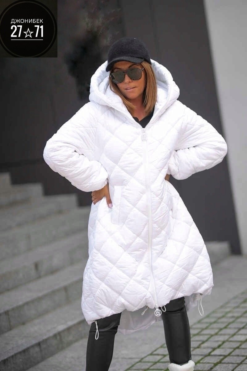 женское болоневое полупальто стеганое с капюшоном,куртка стильная,болоневое пальто женское с капюшоном,удлиненная куртка,куртка женская