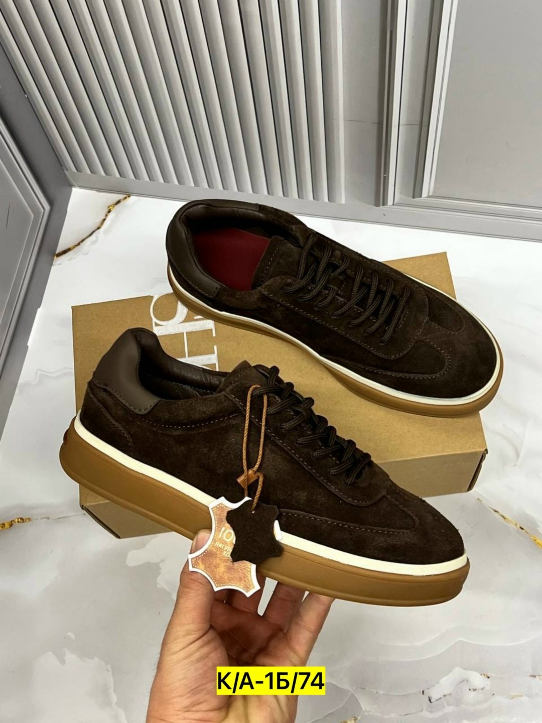 женские кроссовки из замши loro piana коричневые,кроссовки loro piana,,кроссовки из натуральной замши,замшевые кроссовки