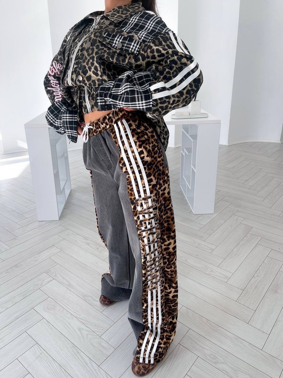 куртка леопардовая,джинсовая куртка,женская куртка,куртка,джинсовая куртка стильная