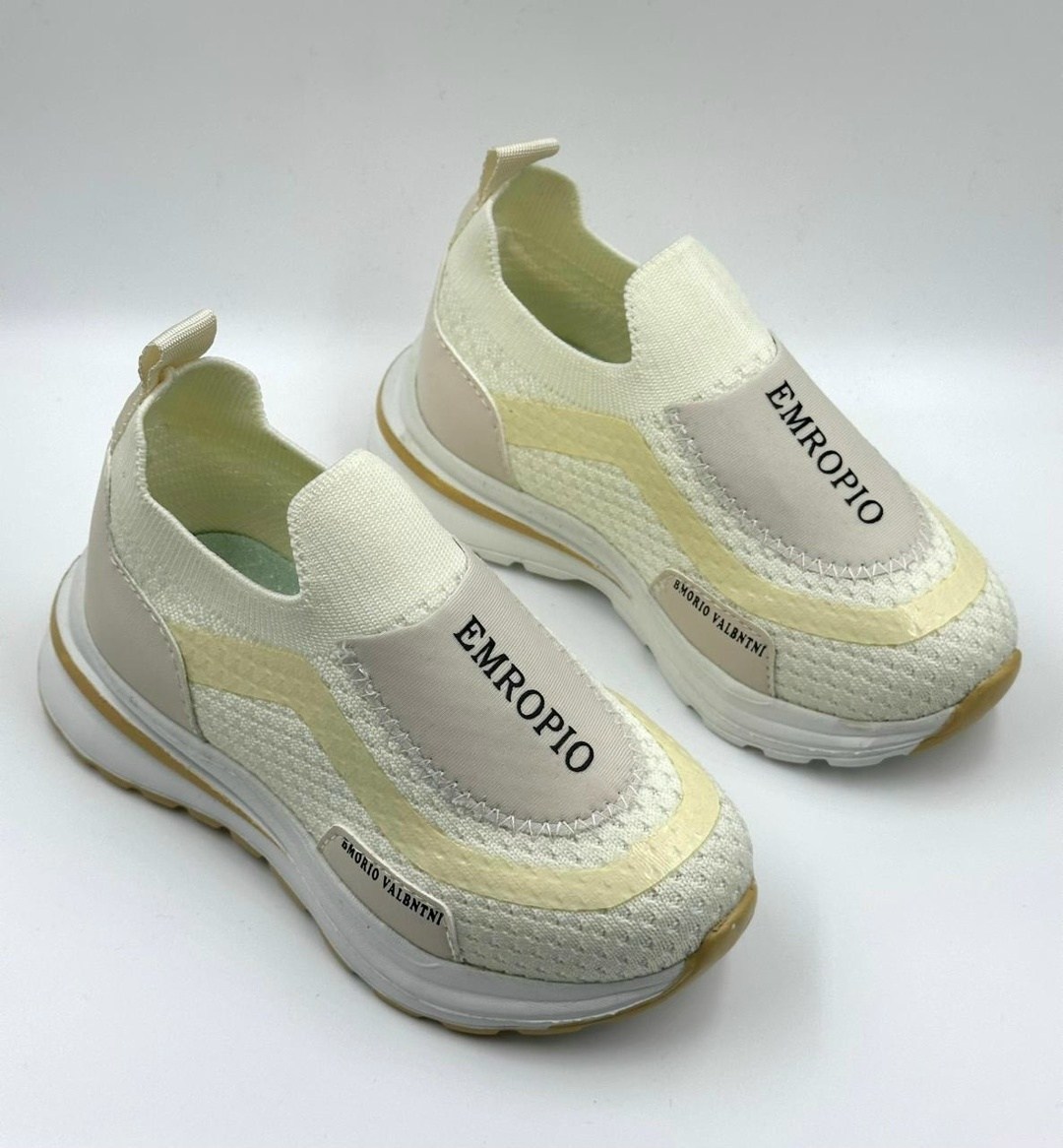 ,женские кроссовки,кроссовки повседневные,кроссовки летни,модные кроссовки