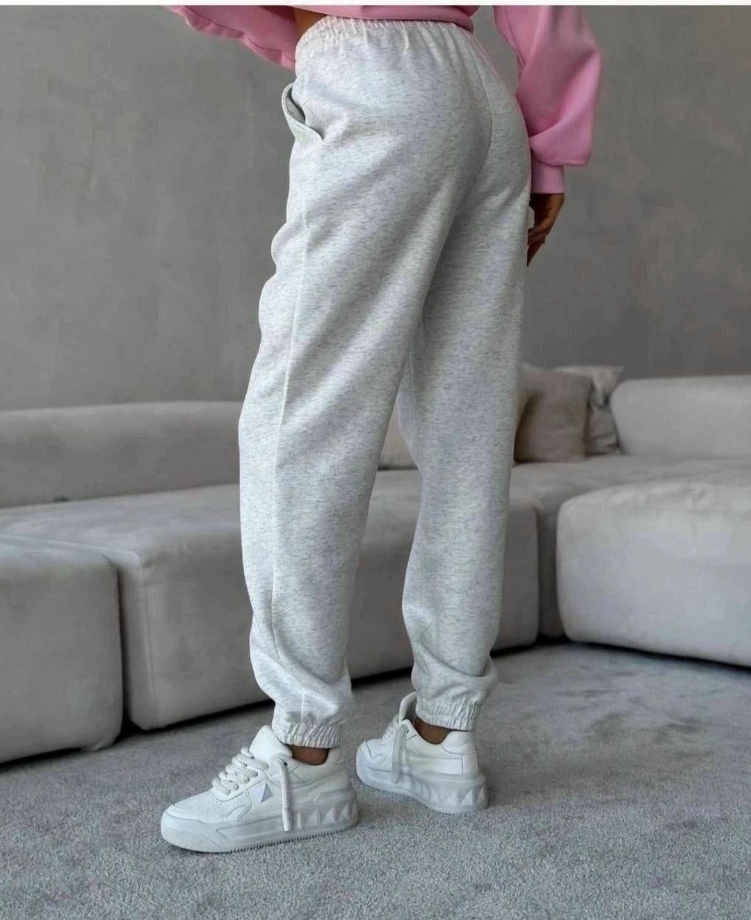 брюки широкие джоггеры спортивные оверсайз v.loure 61677861,штаны спортивные джоггеры с начесом y2k,спортивный костюм,костюм двойка свитшот джоггеры,брюки широкие джоггеры спортивные оверсайз v.loure