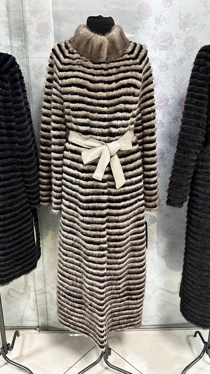 норковое пальто на трикотажной основе,пальто (шуба) из норки на трикотажной основе,пальто из норки на трикотажной основе,меховое пальто,пальто из норки