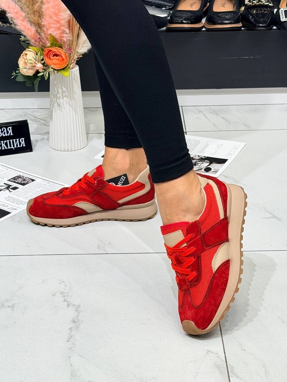 ,женские кроссовки,красные кроссовки,кроссовки модные,кроссовки женские красные