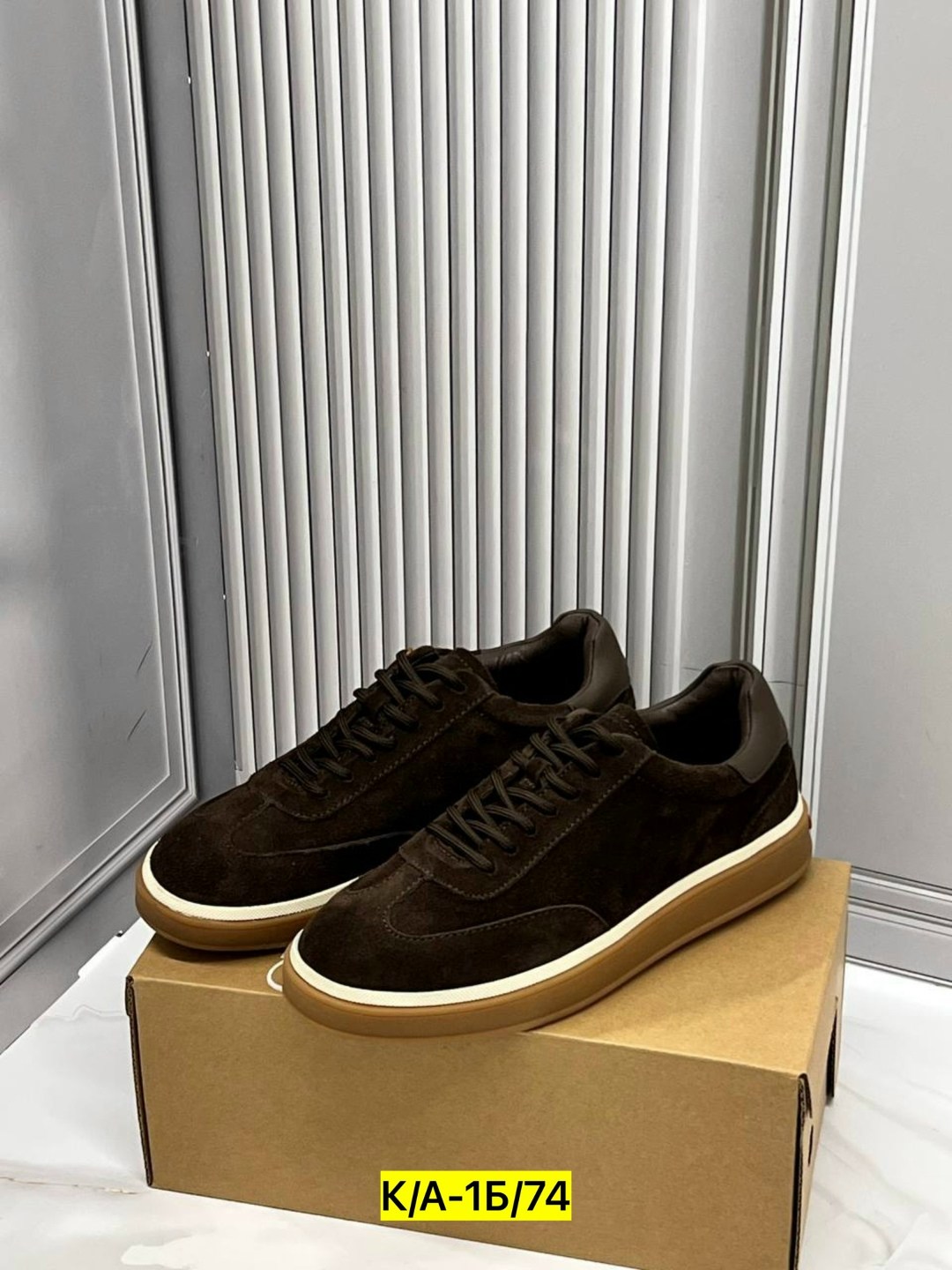 женские кроссовки из замши loro piana коричневые,кроссовки loro piana,,кроссовки из натуральной замши,замшевые кроссовки