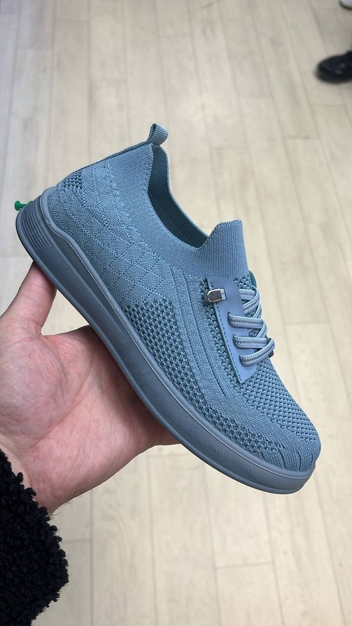 ,женские кроссовки,женские слипоны,кроссовки летни,летние женские кроссовки