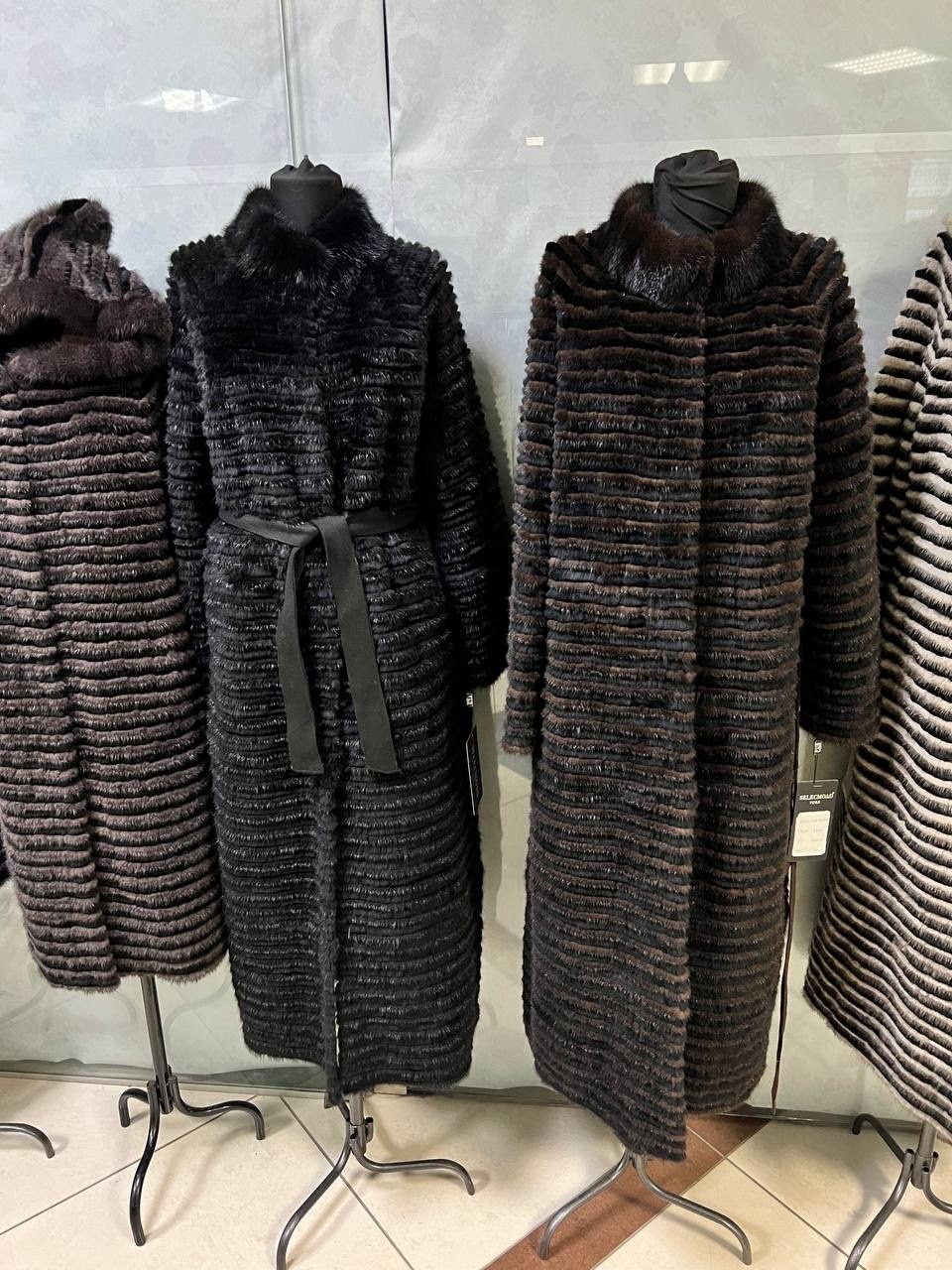 норковое пальто на трикотажной основе,пальто (шуба) из норки на трикотажной основе,пальто из норки на трикотажной основе,меховое пальто,пальто из норки