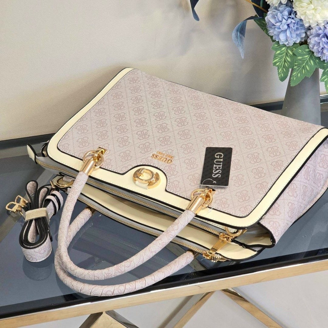 сумка guess,cумка женская guess,guess сумка тоут,сумка guess оригинал,сумка-шоппер повседневная guess