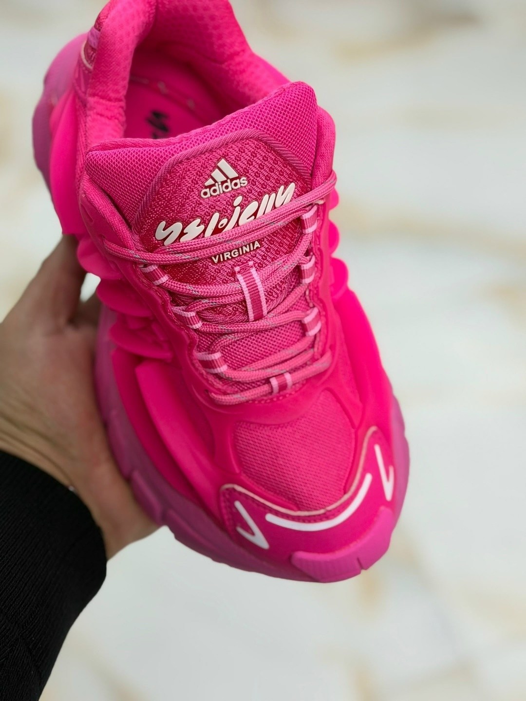 женские кроссовки adidas originals ozweego,кроссовки adidas,кроссовки,женские кроссовки adidas,кроссовки женские