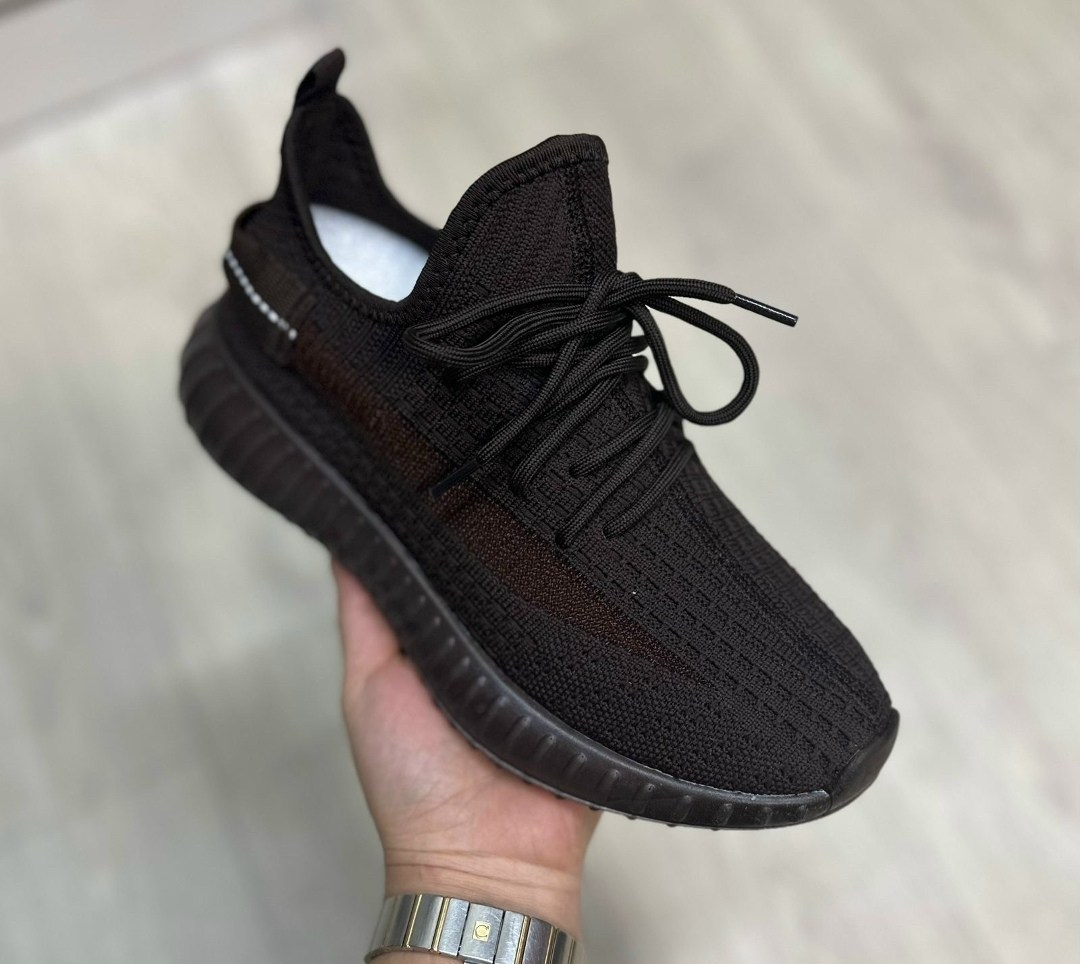 кроссовки мужские yeezy boost 350,кроссовки изи,кроссовки adidas yeezy boost 350,кроссовки adidas yeezy 350 boost v2 цвет черный,кроссовки изики женские