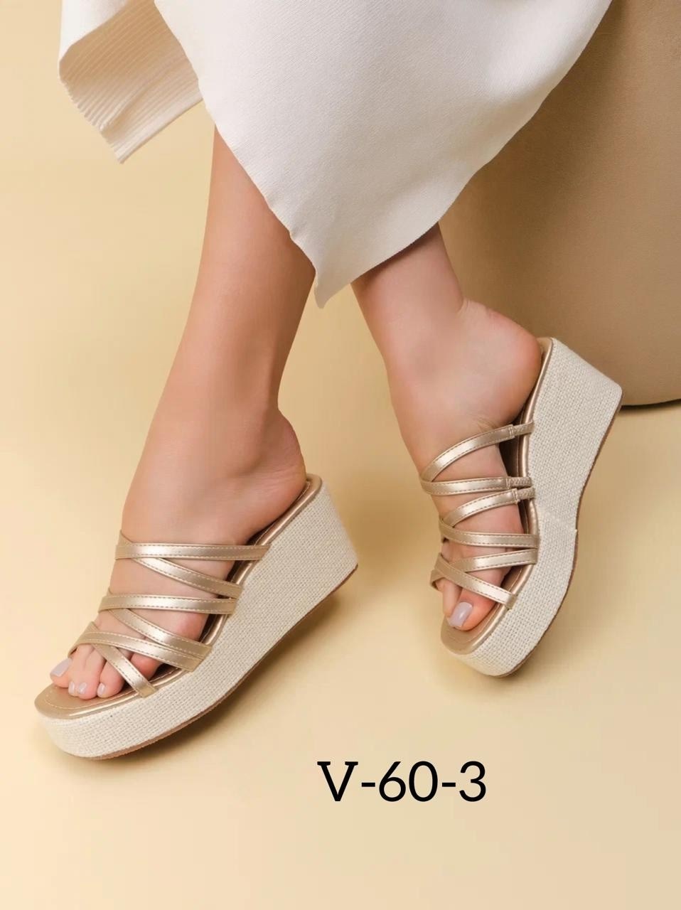 женские шлепанцы на платформе,,женские шлепанцы,шлепки на платформе,женские босоножки на платформе