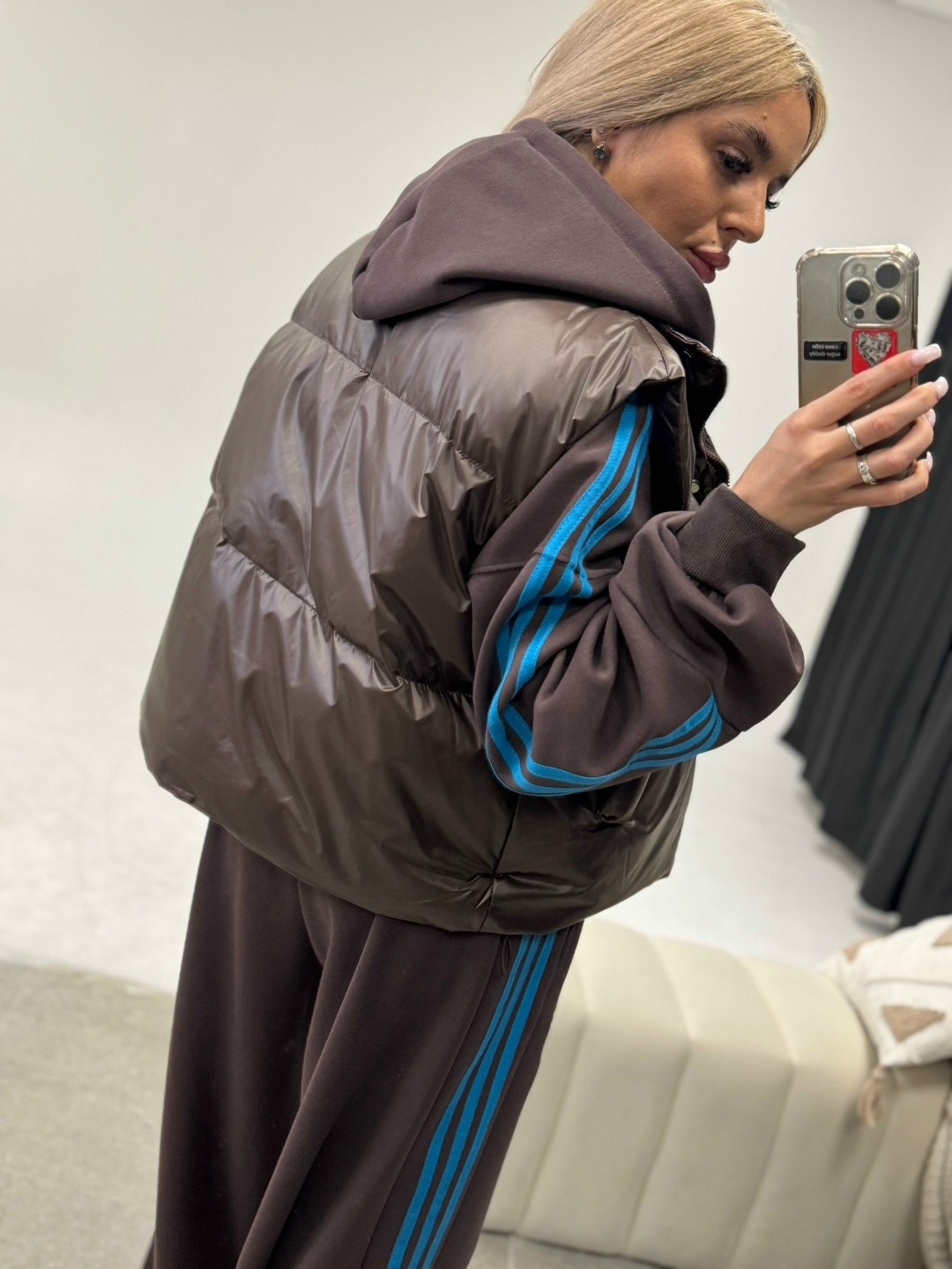 костюм женский,зимний костюм,жилет двусторонний,костюм мягкий,жилетка женская