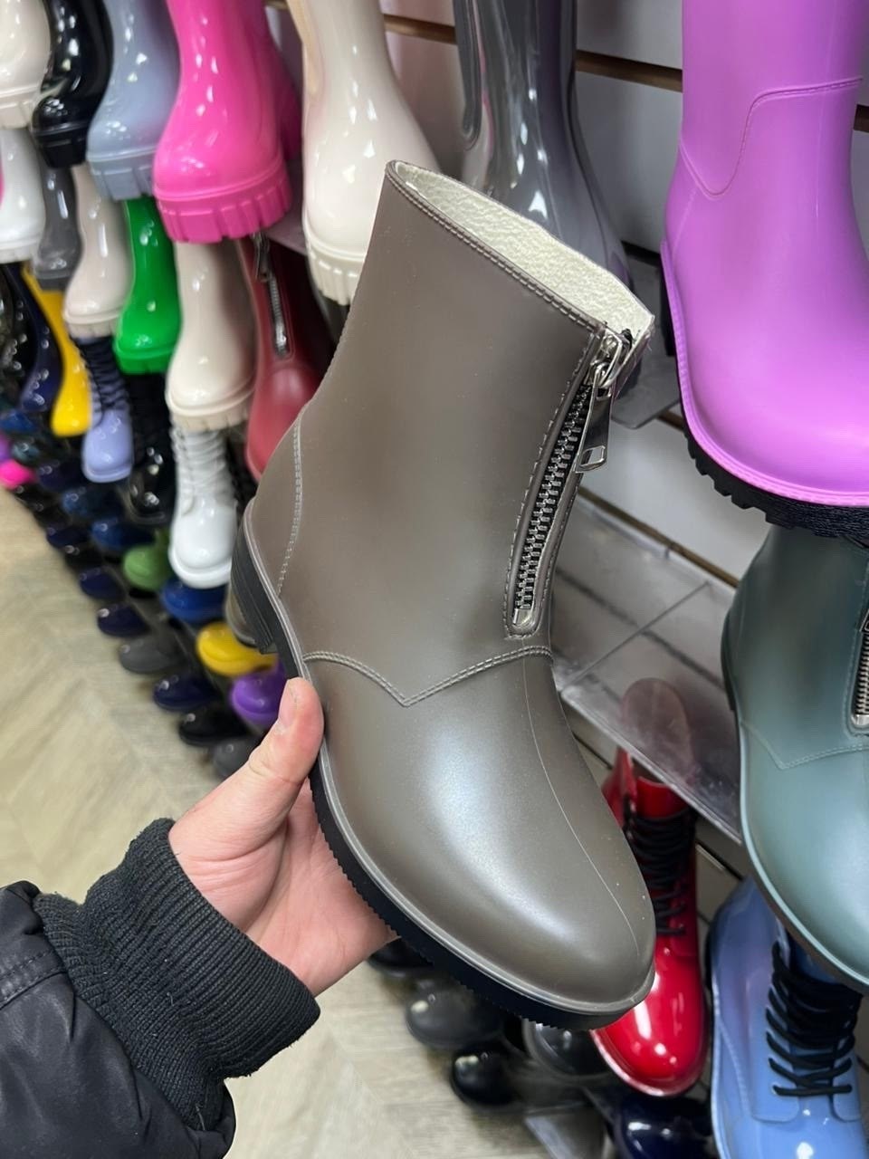 ,резиновые сапоги под замшу женские,женские резиновые сапоги,резиновые сапоги,короткие сапоги