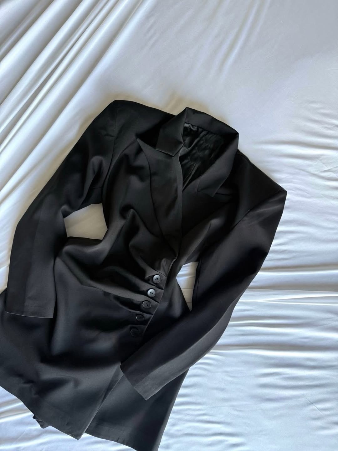 платье пиджак бордовое,женский костюм,платье пиджак женское,платье пиджак с ремнем