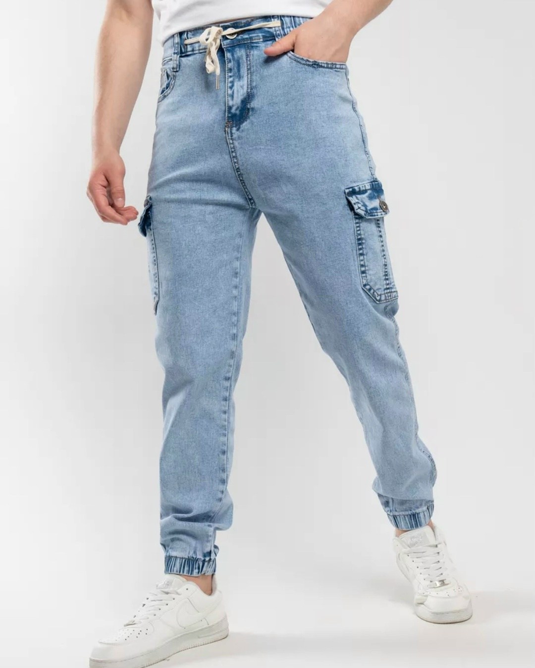 джинсовые джоггеры,джинсы джоггеры,мужские джинсы,джинсы брюки,джоггеры джинсы мужские