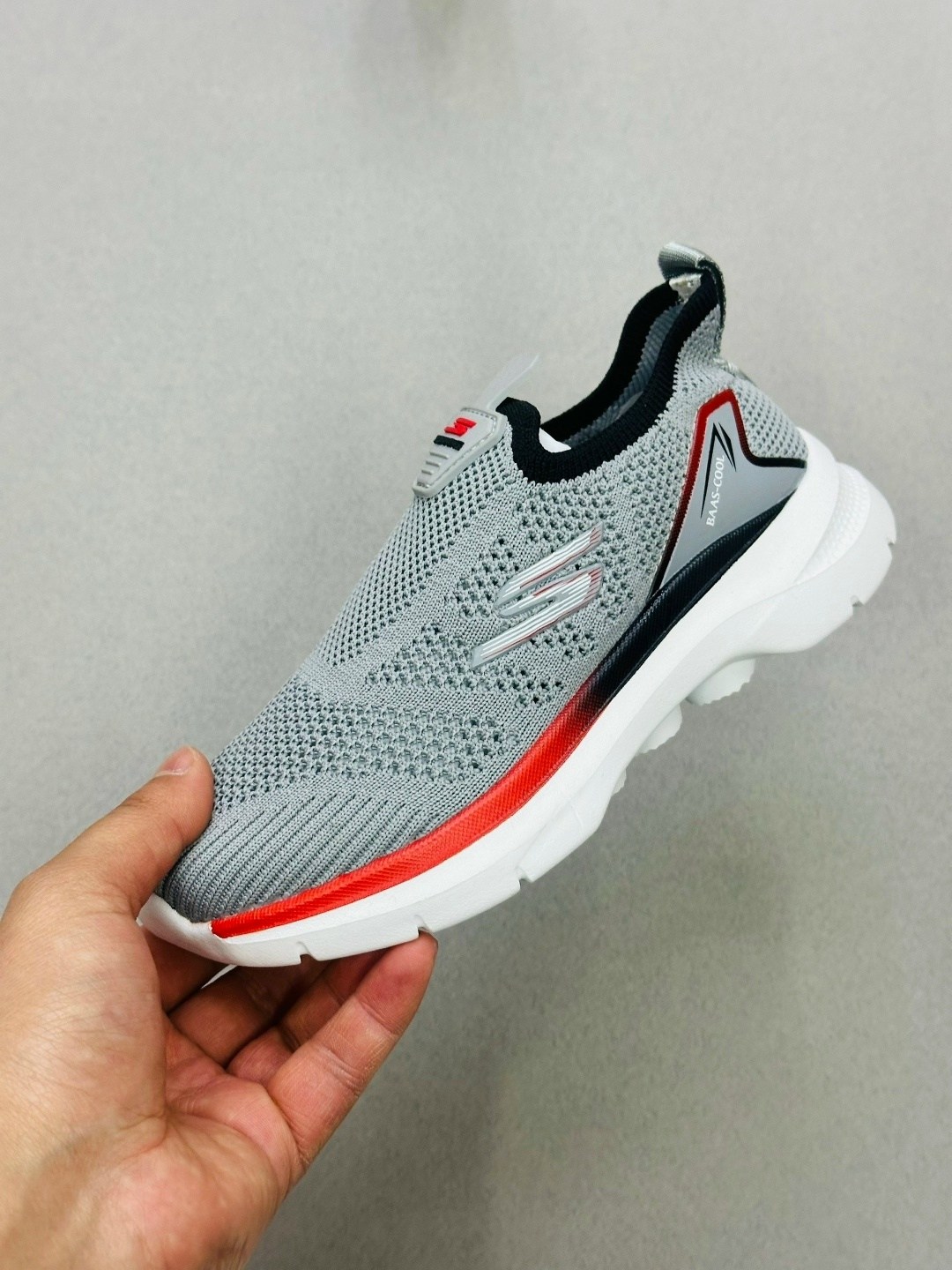 skechers go walk,кроссовки мужские skechers,skechers go,кроссовки skechers,skechers max cushioning год gorun