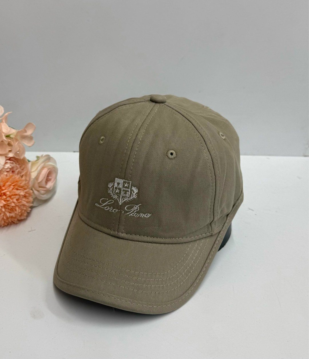 бейсболка loro piana,бейсболка женская,бейсболка,бейсболка модная,бейсболка классическая