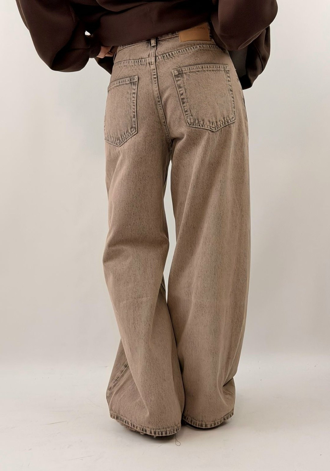 джинсы широкие,женские джинсы,широкие женские джинсы,джинсы женский vallik коричневый широкие,джинсы