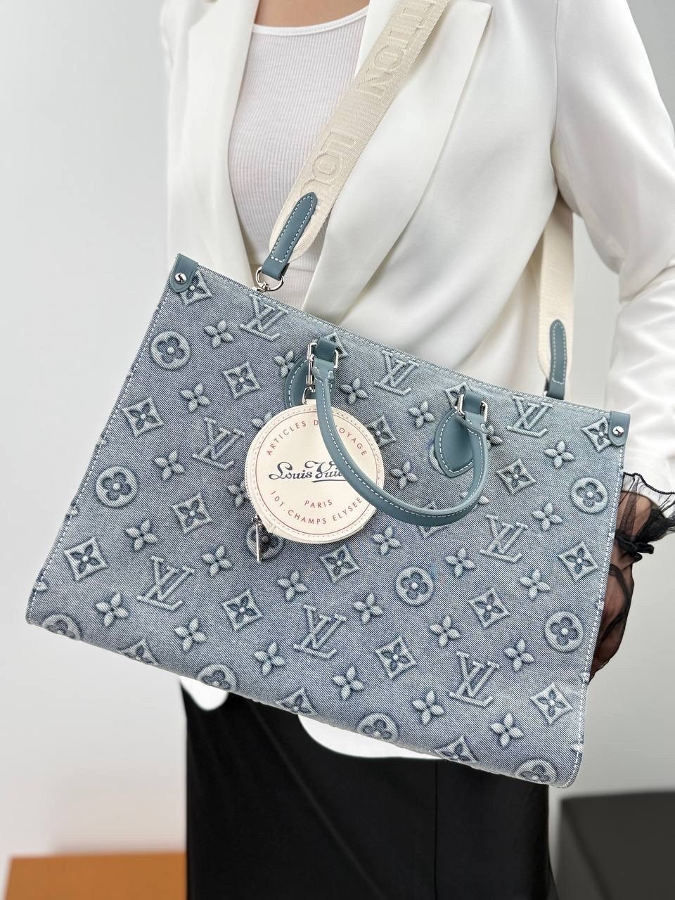 сумка louis vuitton джинсовая,сумка женская louis vuitton,louis vuitton сумка,сумка луи виттон,сумка луи виттон голубая