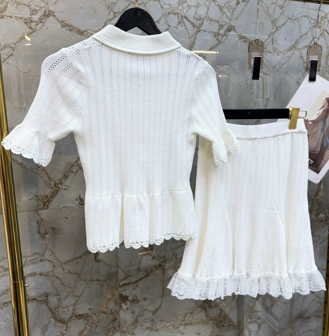 трикотажные костюмы,вязаные платья,вязаные костюмы,костюм женский белый,комплект костюм